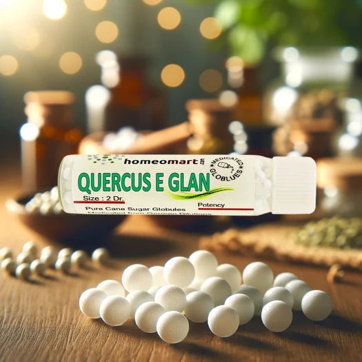 Homeomart Quercus E Glan product with globules on a wooden surface