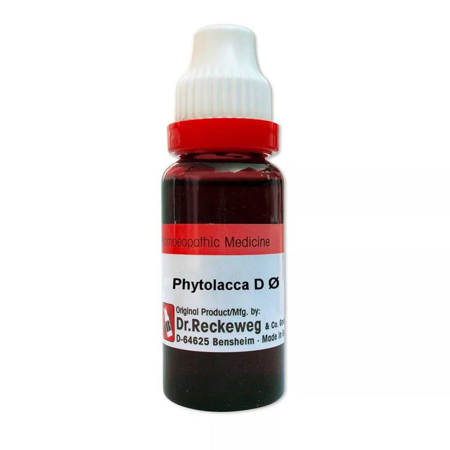 Bottle of Phytolacca Ď with red liquid and white cap on a white background, branded by Dr. Reckeweg.